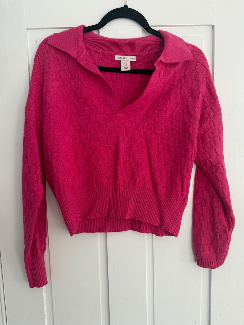 MOVING SALE! Send your best offer, everything must go!
Sincerly Jules Pink Swea